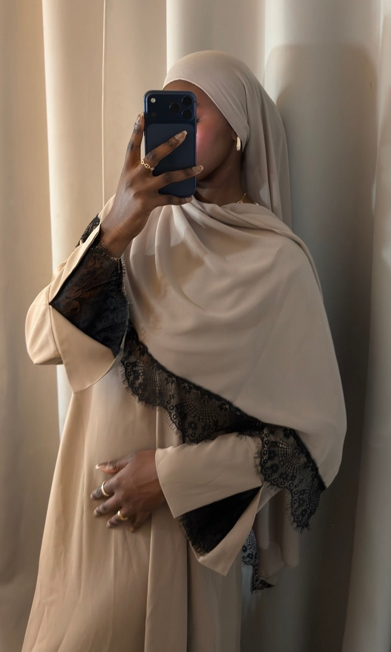 Abaya Nayla