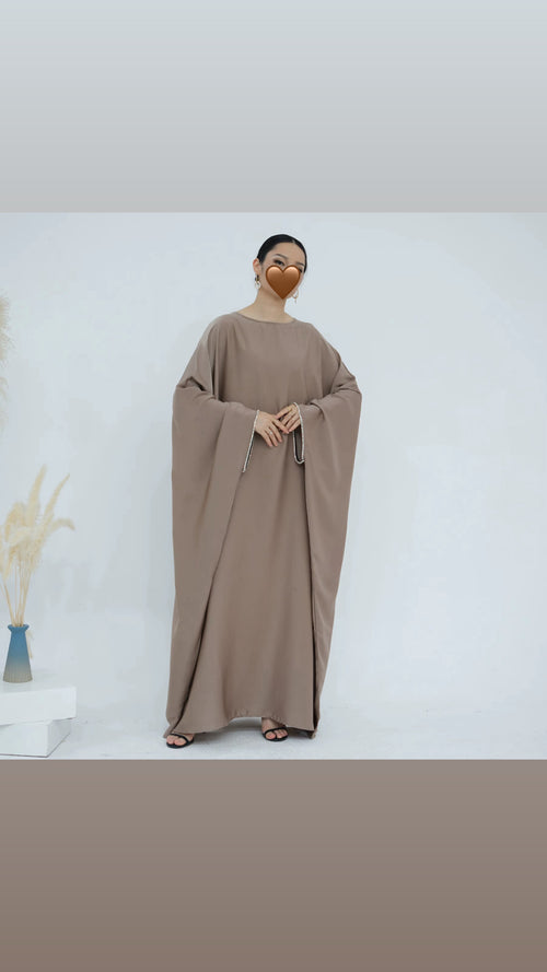 Abaya Mina couleur Moka - Amana Clothing